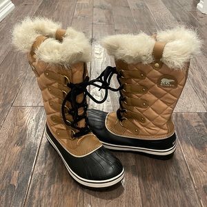 Sorel waterproof winter boots
